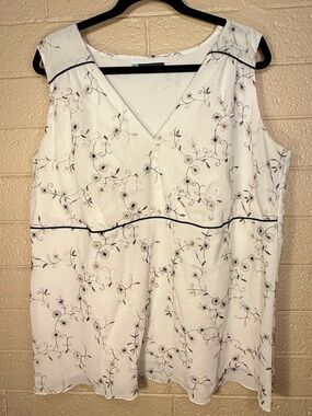 Penningtons White Sleeveless V-Neck Tank with Delicate Floral Embroidery